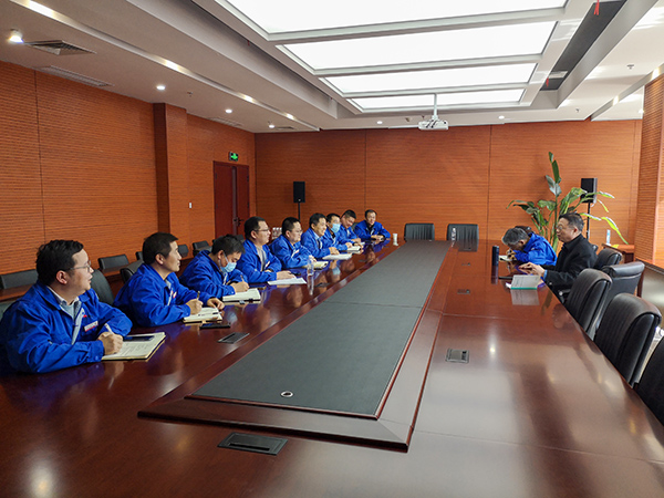 3月14日，渭河彬州化工公司質(zhì)量、環(huán)境、職業(yè)健康安全管理體系認(rèn)證工作會(huì)順利召開。(副圖）.jpg