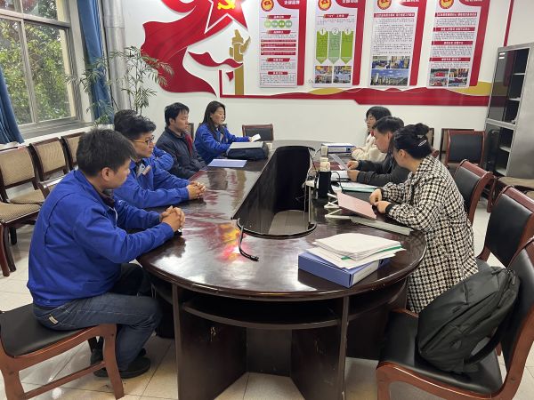 3.23在化工科技會(huì)議室，召開(kāi)健力寶現(xiàn)場(chǎng)審核末次會(huì)議.jpg