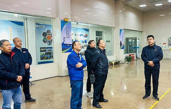2024年3月6日，中國氮肥工業(yè)協(xié)會(huì)總工程師曹占高一行來公司座談交流3.jpg