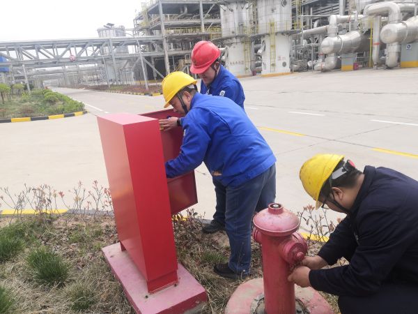 圖2 7月10日，檢查人員檢查人員重點檢查消防器材。設施.jpg